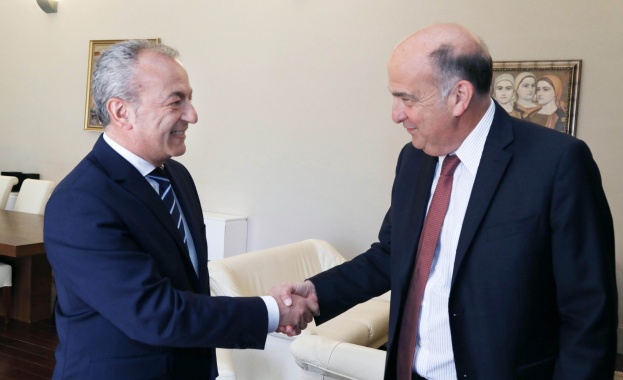 Министър председателят Гълъб Донев прие в Министерския съвет новия посланик на