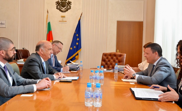Стратегическото положение на България за развитието на транспортните енергийните и