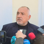 Настоявам Асен Василев да е пожизнен финансов министър  