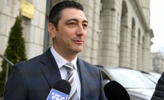 Главният прокурор на Румъния Алекс Флорин Флоренца осъди нападението с