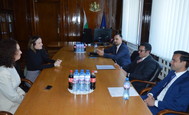 Обединеното кралство е един от важните търговски партньори на страната