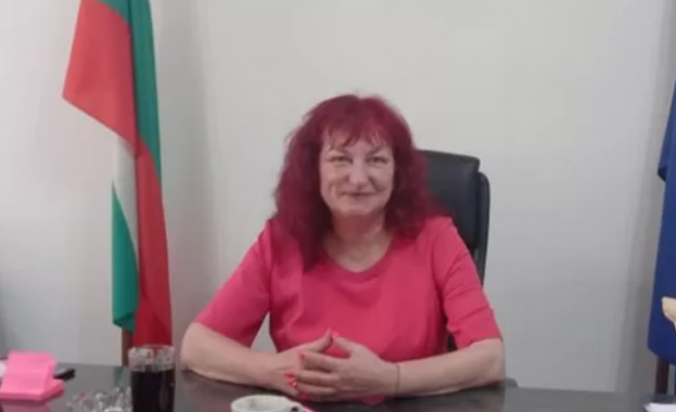 По 200 лева ще получи всеки абитуриент в двете средни