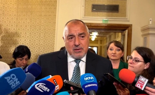 Българите не подсказват на политиците ясен изход от кризата но
