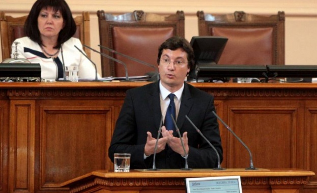 Служебният министър на правосъдието Крум Зарков съобщи за установени случи