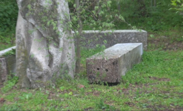 След смъртта на мъж в Морската градина в Бургас заради