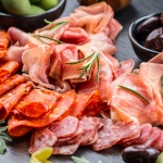 Строг качествен контрол на всеки три месеца прилага Lidl за колбасите собствена марка