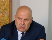 Директорът на полицията в Пловдив: Задържани са 18 души, открити са неонацистки материали