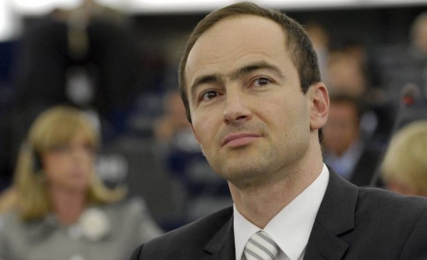 В пленарната зала на Европейския парламент ще бъде повдигнат въпросът