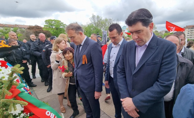 Да мислим за бъдещето вместо да търсим дребни конфликти поводи