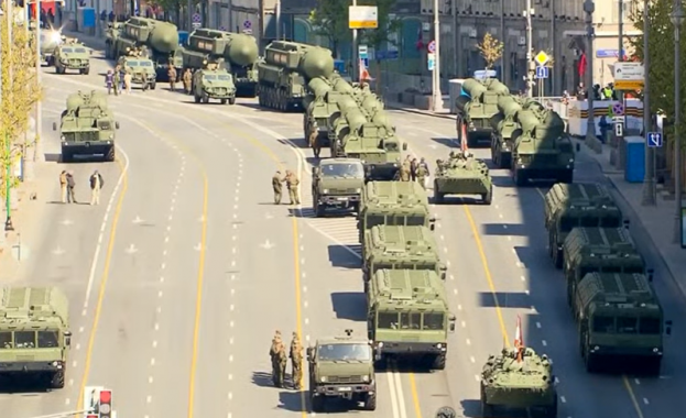 Парадът в чест на 78 ата годишнина от победата във Великата