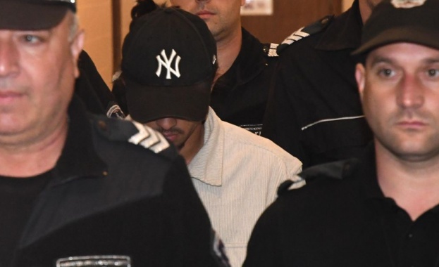 Софийският градски съд решава да остава ли 18 годишният Адриан Антонов