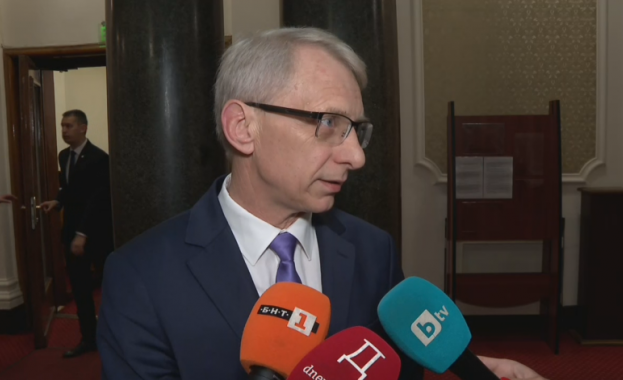 Сериозна среща изисква участие на лидерите заяви в кулоарите на