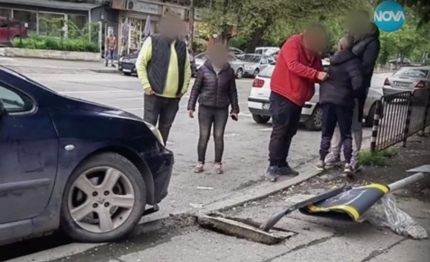 14 годишното момче което катастрофира в спирка на градския транспорт в