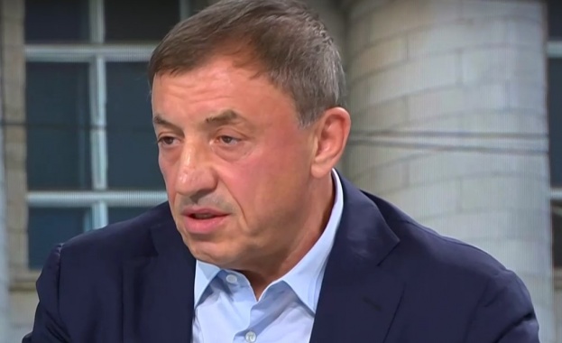 България е потърсила помощ от ФБР за разкодиране на телефона на Алексей Петров България е потърсила помощ от ФБР за разкодиране на телефона на Алексей Петров