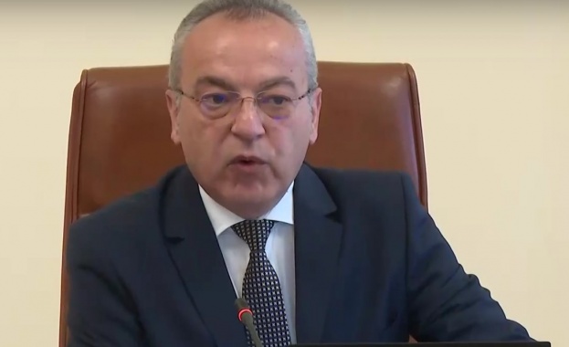 Когато възвратните глаголи не се страхувам и страхувам се се