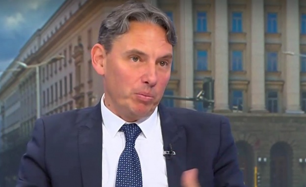 Разговори с ГЕРБ са възможни но в тях трети участник