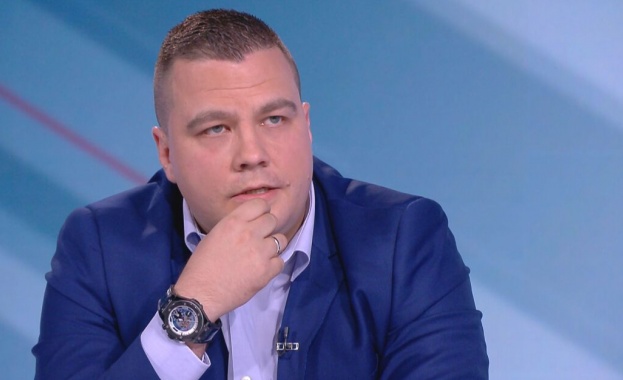Балабанов: Задкулисно се е договорило политическо правителство с втория мандат