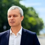 Костадинов: Ръководството на ПП и ДБ трябва да бъде арестувано за държавна измяна незабавно