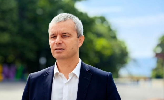Костадинов: Ръководството на ПП и ДБ трябва да бъде арестувано за държавна измяна незабавно