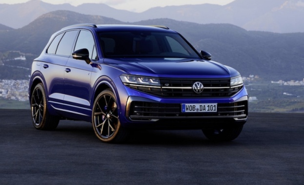 Volkswagen разпространи първите официални изображения и информация за обновената версия