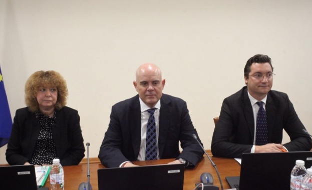 Пленумът на Висшия съдебен съвет ВСС заседава днес като първа