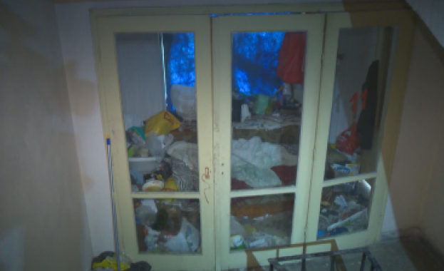 От десетилетия живеещите в блок 17 на улица Дубровник във