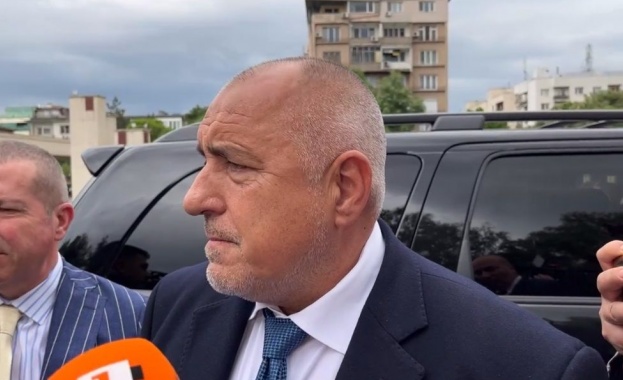 Лидерът на ГЕРБ Бойко Борисов напусна сградата на СГП където