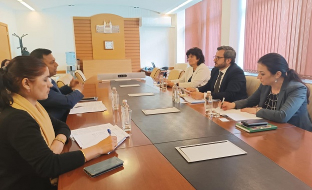 Заместник министърът на земеделието Георги Събев и Н Пр г н Санджай