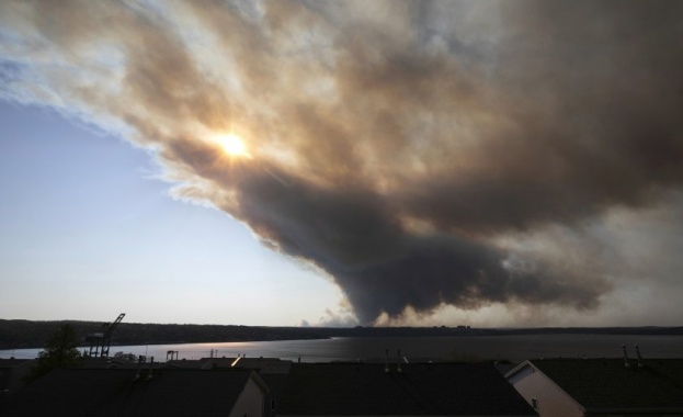 Въведоха извънредно положение в канадски град Халифакс заради пожари