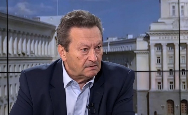 Таско Ерменков: КЕВР ще обърне по-сериозно внимание в посока изпълнението на инвестиционните намерения на дружествата Таско Ерменков: КЕВР ще обърне по-сериозно внимание в посока изпълнението на инвестиционните намерения на дружествата