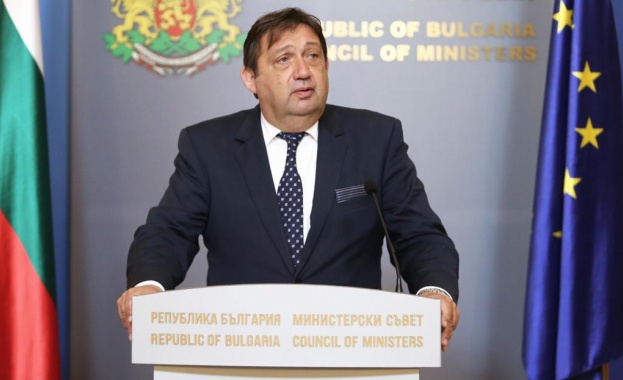 Министър Иван Шишков: С изменението на ЗУТ настойчиво предлагаме законност