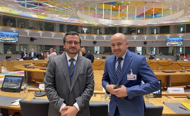 Кризата от войната в Украйна сигнализира че трябва да се