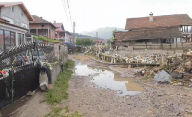 Частично бедствено положение обявиха вчера в Берковица заради десетки наводнени