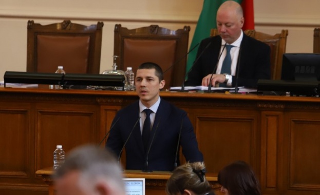 ПП призозават Бойко Борисов доброволно да си даде имунитета