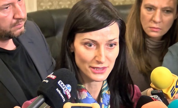 България има нужда от редовно правителство с евроатлантическа ориентация и