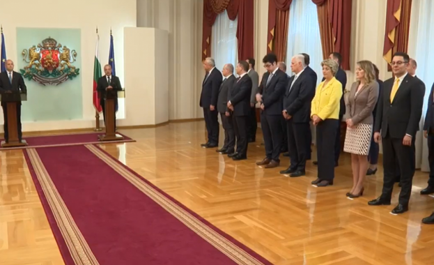 Президентът Румен Радев благодари на служебния кабинет за добре свършената