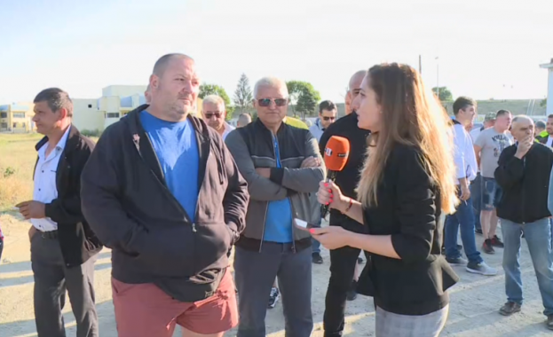 Седмица след отварянето и на буферния паркинг който беше изграден