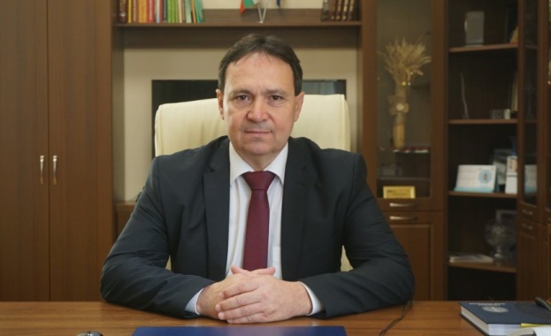 Областният управител на Хасково Красимир Ангелов подаде заявление до Министерски