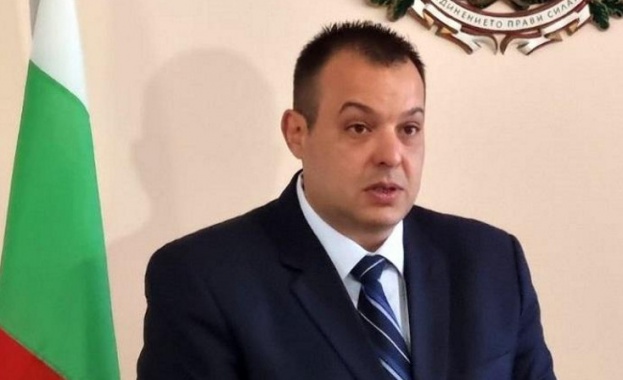 Трендафил Величков подава оставка като областен управител на Пазарджик съобщиха