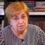 Екатерина Михайлова: Логиката в поведението на ГЕРБ-СДС и ПП-ДБ не е особено голяма