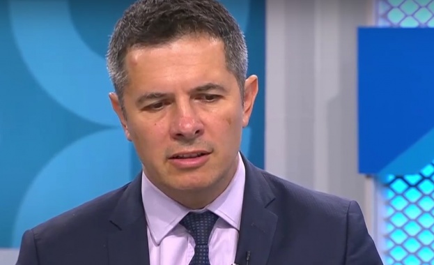 Обект на реформа трябва да е контролът върху службите който