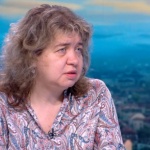 Киселова: ВАС реши, че гласуването с хартиени бюлетини на първия тур е законно