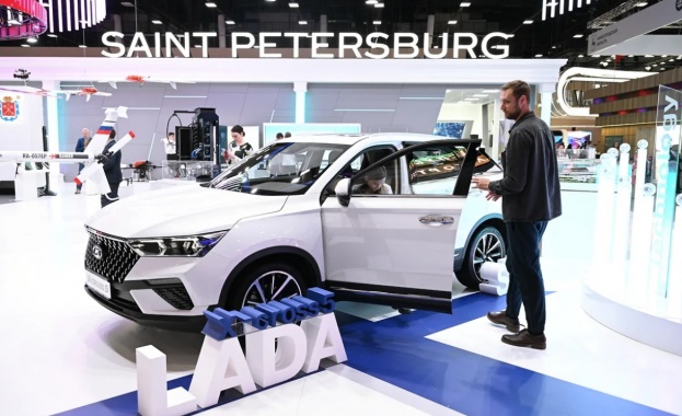 На Международния икономически форум в Санкт Петербург SPIEF руският автомобилен