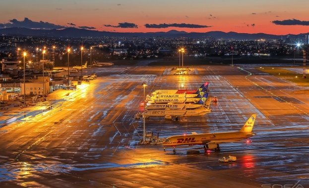 Над 621 хил. пътници са преминали през летище София през май