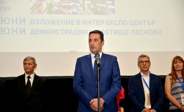 "В лицето на МТС имате сериозен партньор" - Министър Георги Гвоздейков откри второто издание на изложението „Интер дрон експо“