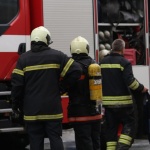 Локомотив, предназначен за обслужване на товарни композиции, се запали в района на товарната гара в Русе