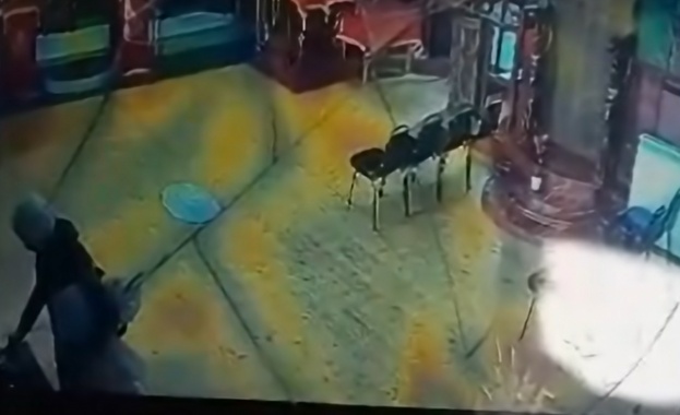 Задигнаха пари от църквата в кв Горна Баня в София