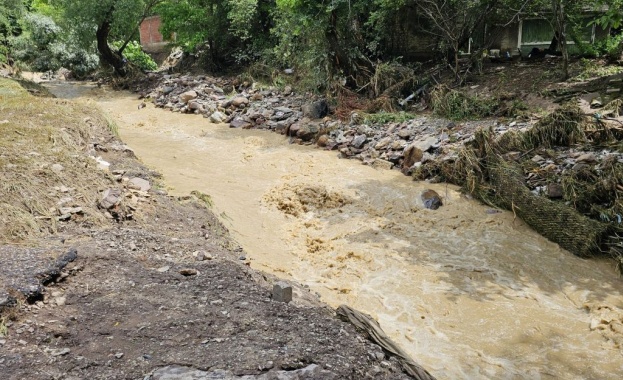 Поройните дъждове нанесоха много щети през последните няколко дни Щети