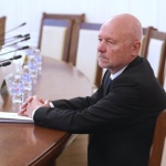 Изслушват министъра на отбраната в Народното събрание