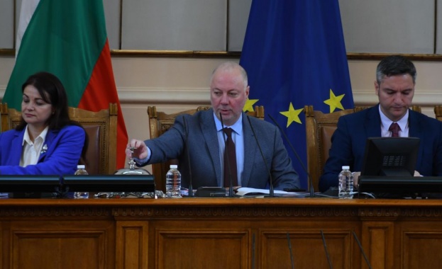 Кирил Петков се е отказал от имунитета си на народен